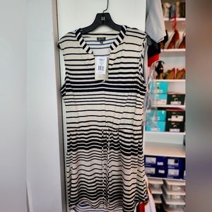 Juniors summer dress new with tags